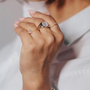 Image gallery marquee